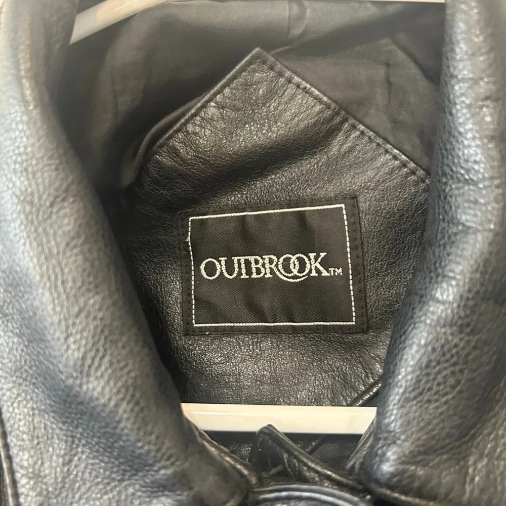 Outbrook black genuine